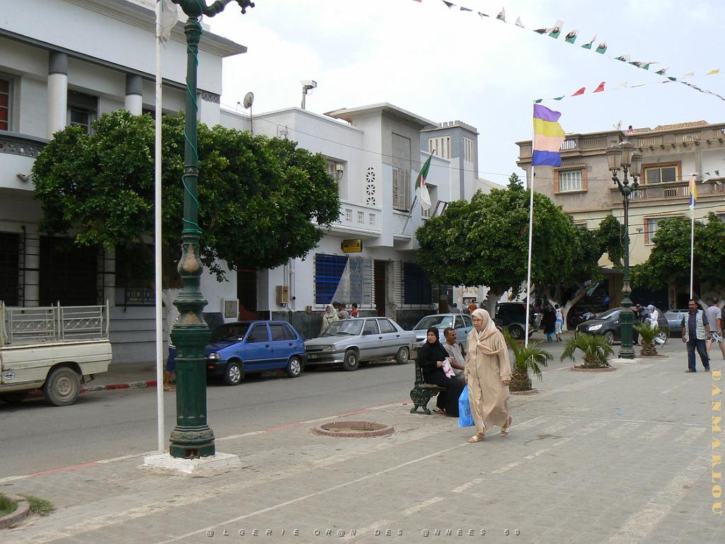 AIN EL TURK (107) LA PLACE.jpg